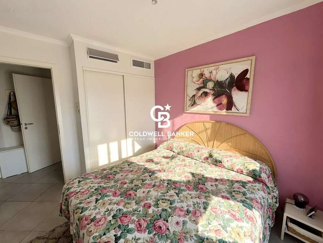 Appartement T2 - Saint-Aygulf à pied des plages et centre ville - photo 5