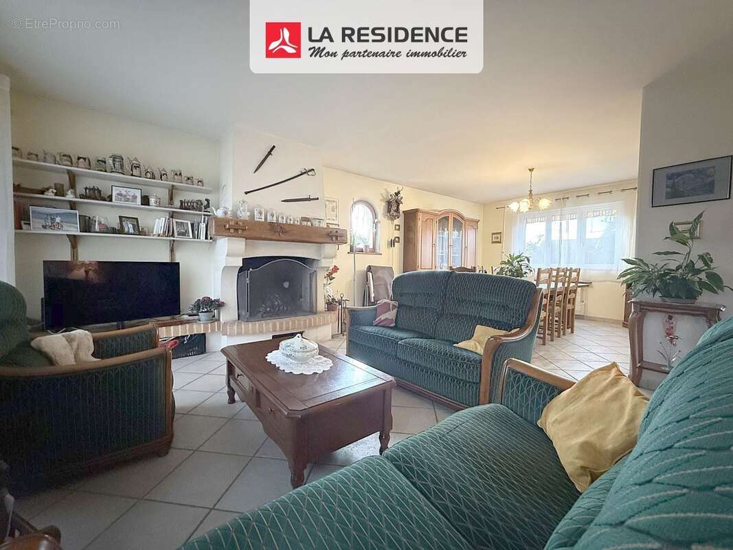 Maison 165 m² à Freneuse  - photo 4