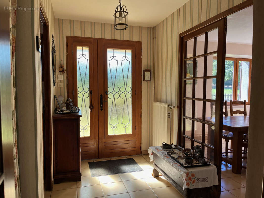 Maison à LA CROISILLE-SUR-BRIANCE