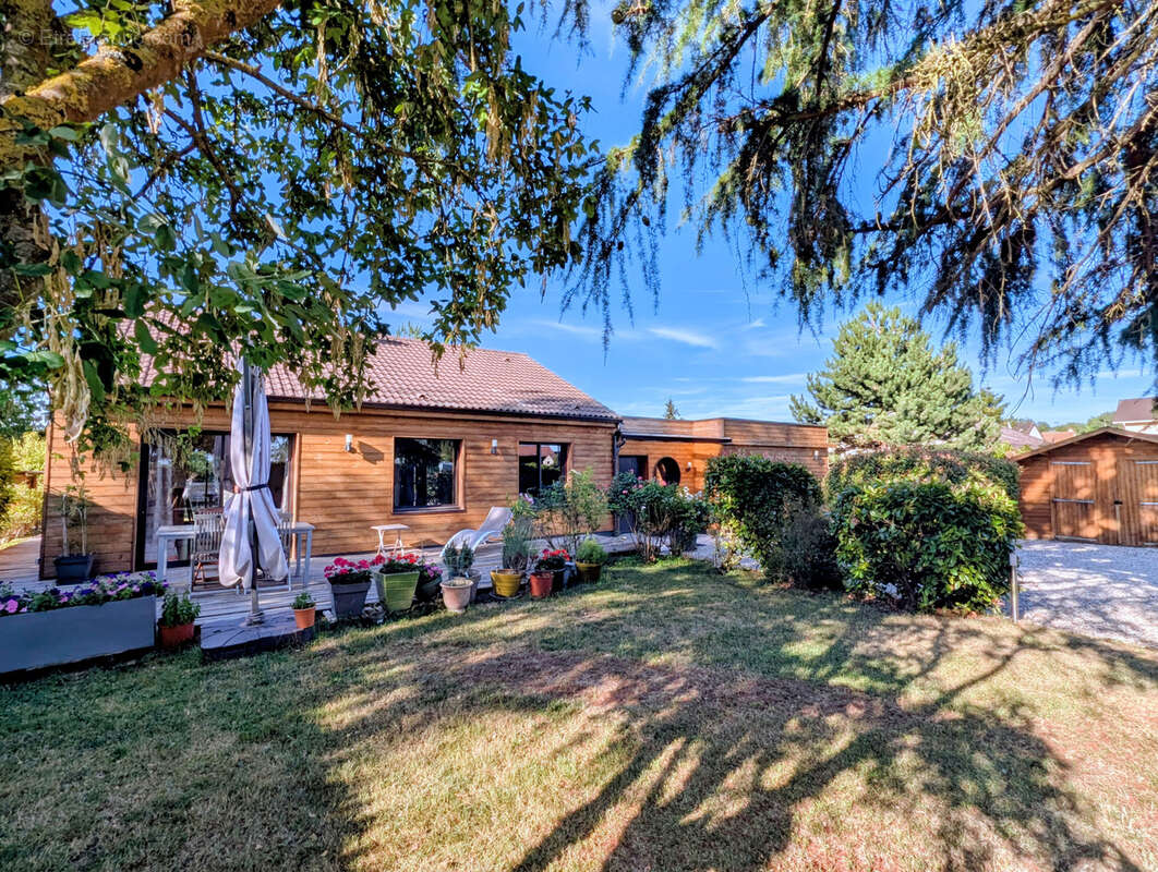 Maison à THOIRY