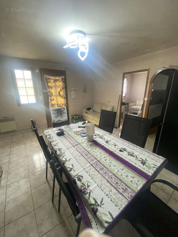 Maison à LE DONJON