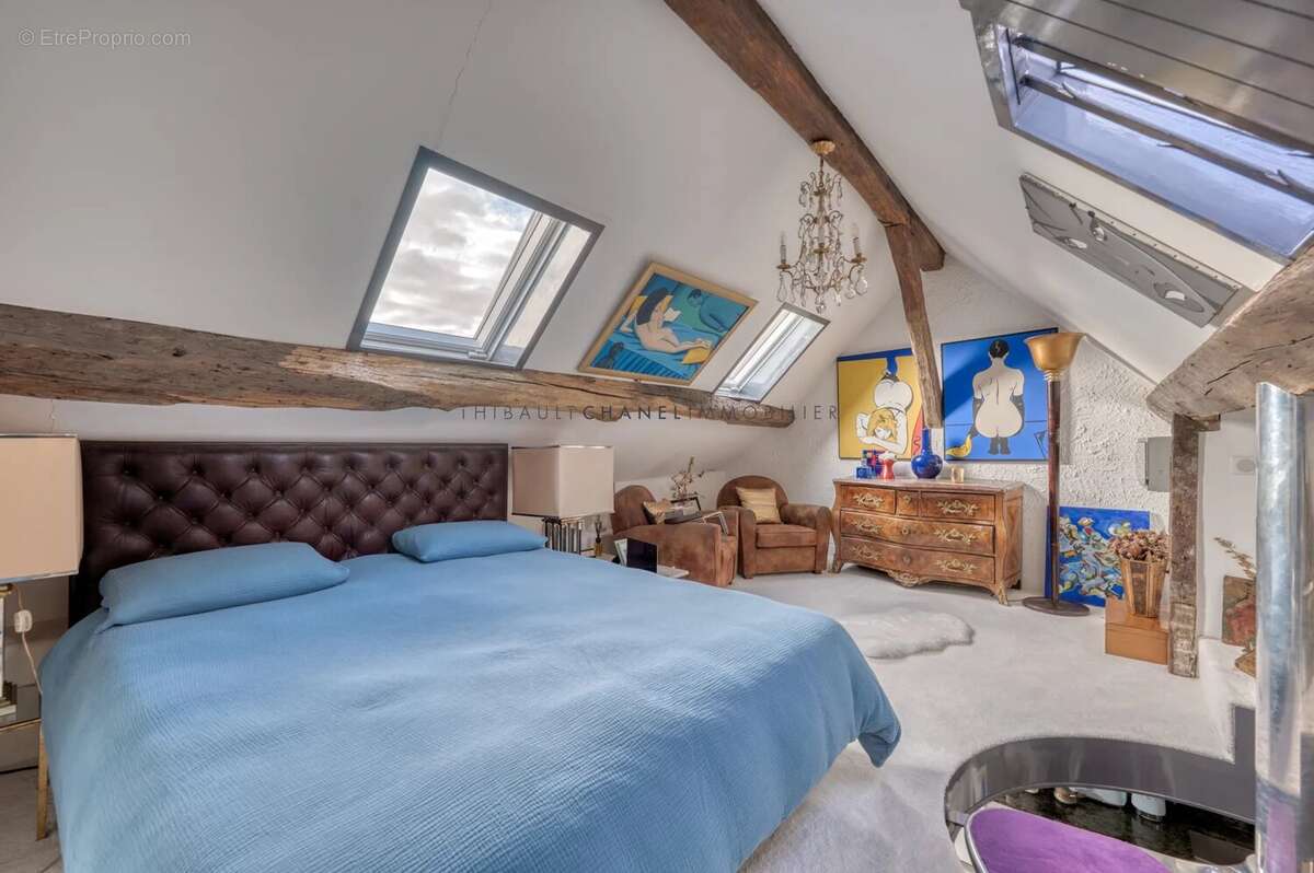 Appartement à PARIS-10E