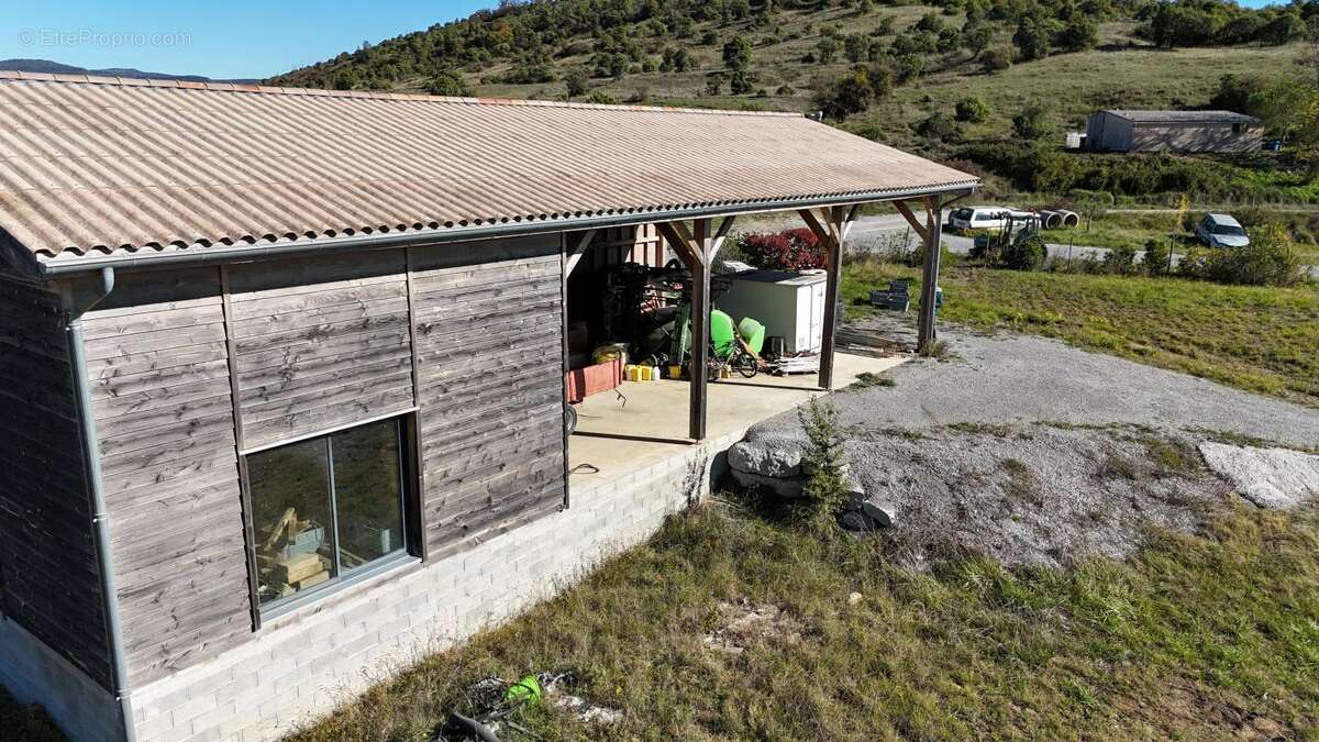 Maison à ALBA-LA-ROMAINE