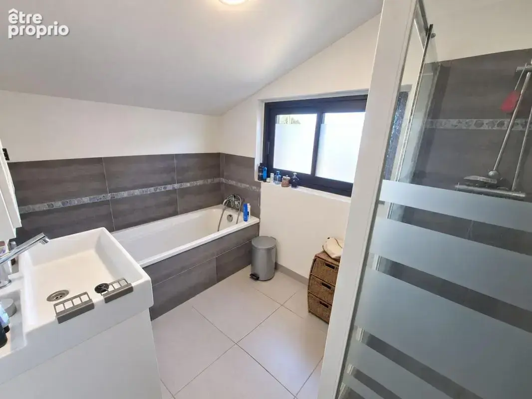 Ensemble immobilier : Belle propriété principale, gite et crèches - photo 6
