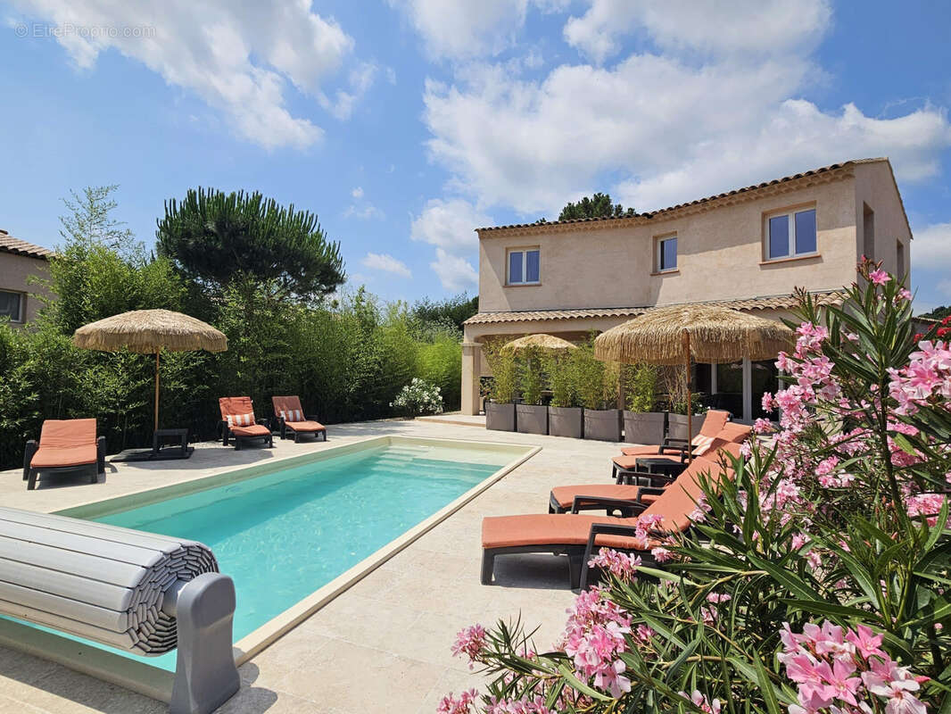 Maison à PLAN-DE-LA-TOUR