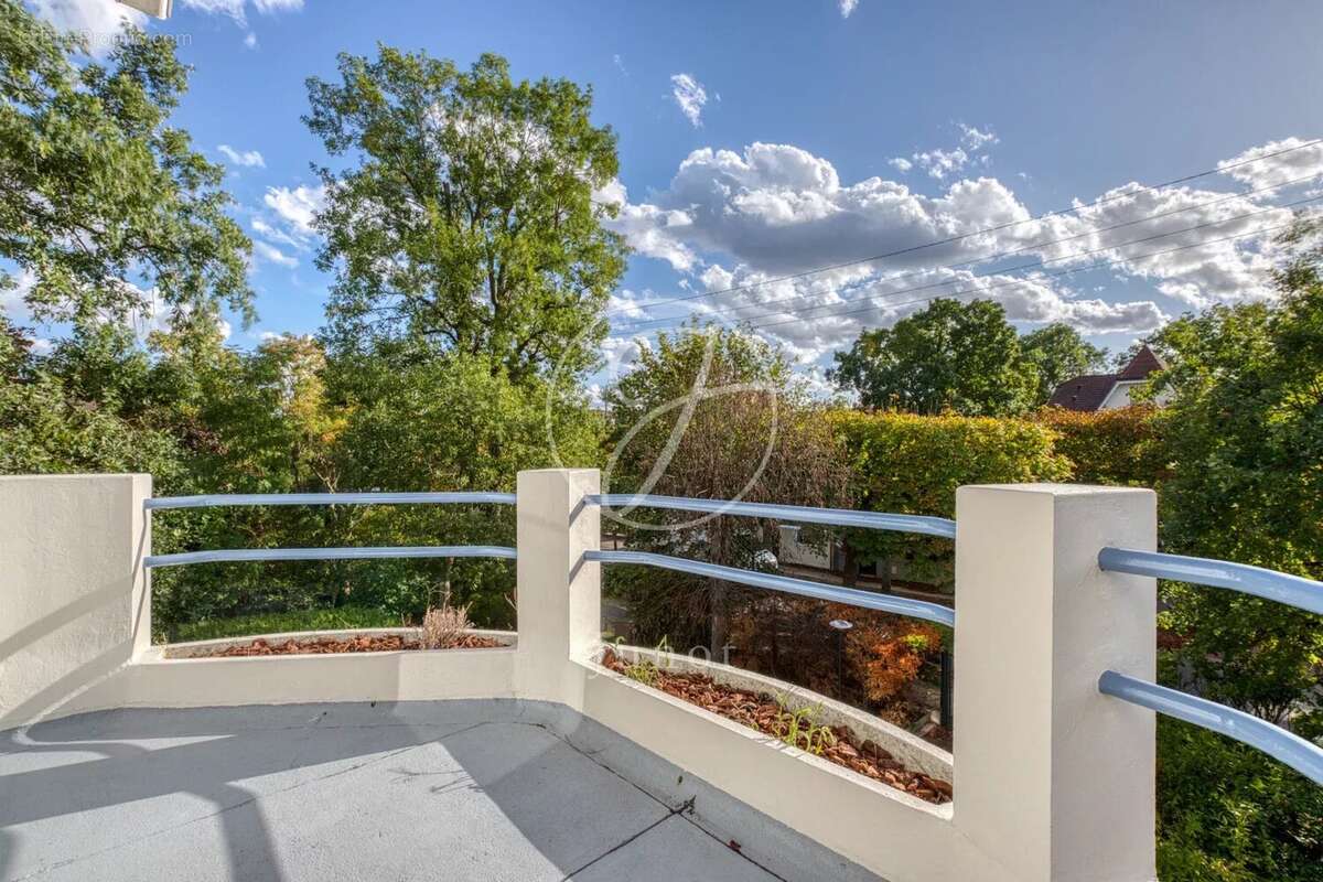 Maison à LE VESINET