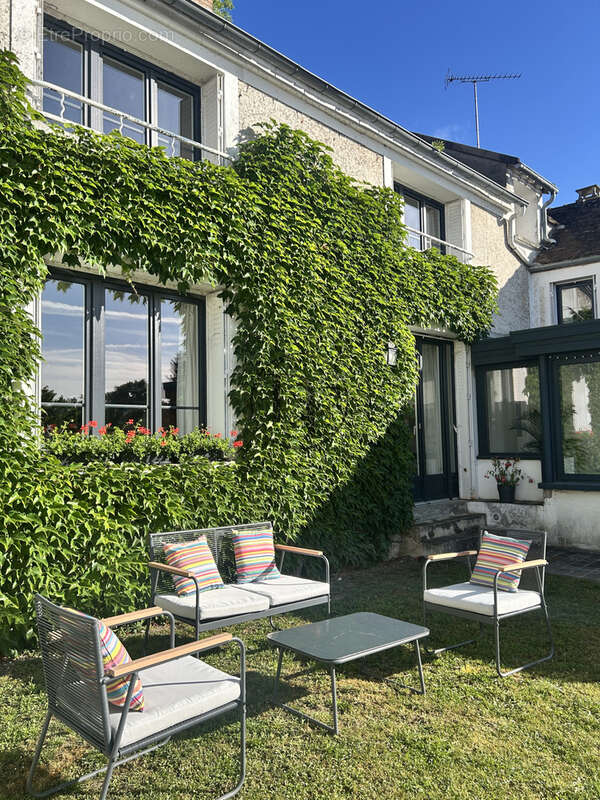 Maison à URY