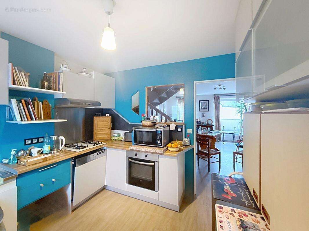 Appartement à SURZUR