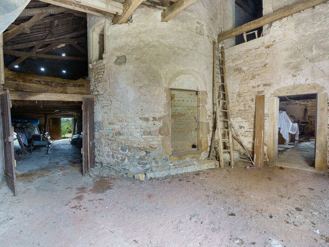 Maison de campagne Joncy 4 pièces 86 m2 + dépendances - photo 11