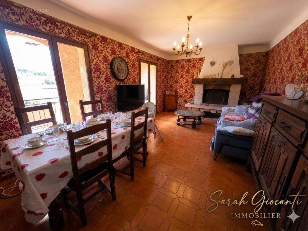 Maison 131 m² à Vero  - photo 3