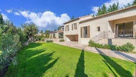 Maison à MAUSSANE-LES-ALPILLES