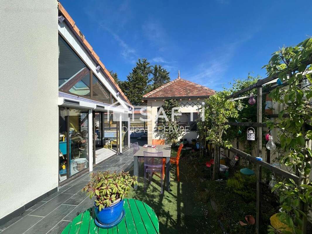 Photo 5 - Maison à THURE