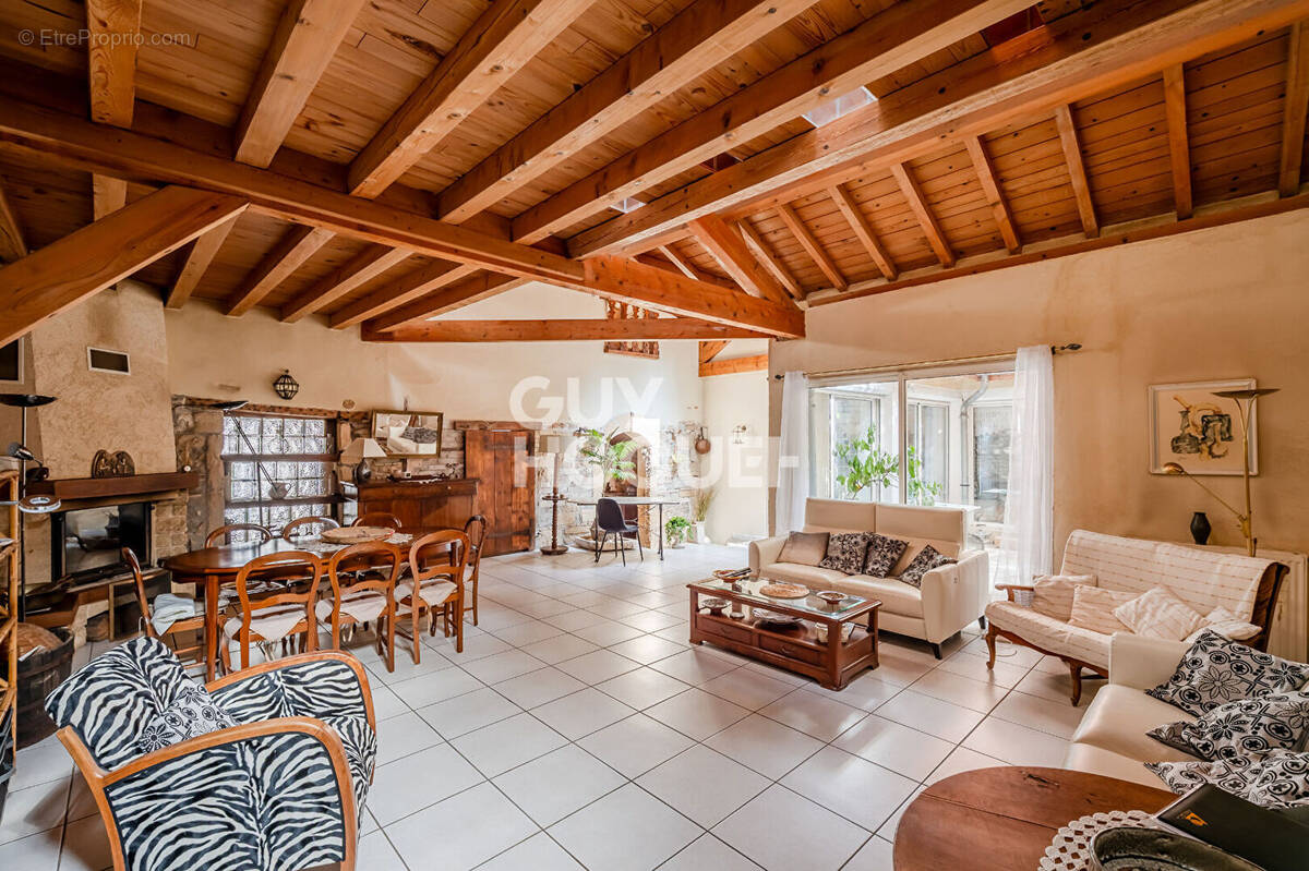 Maison à LYON-4E