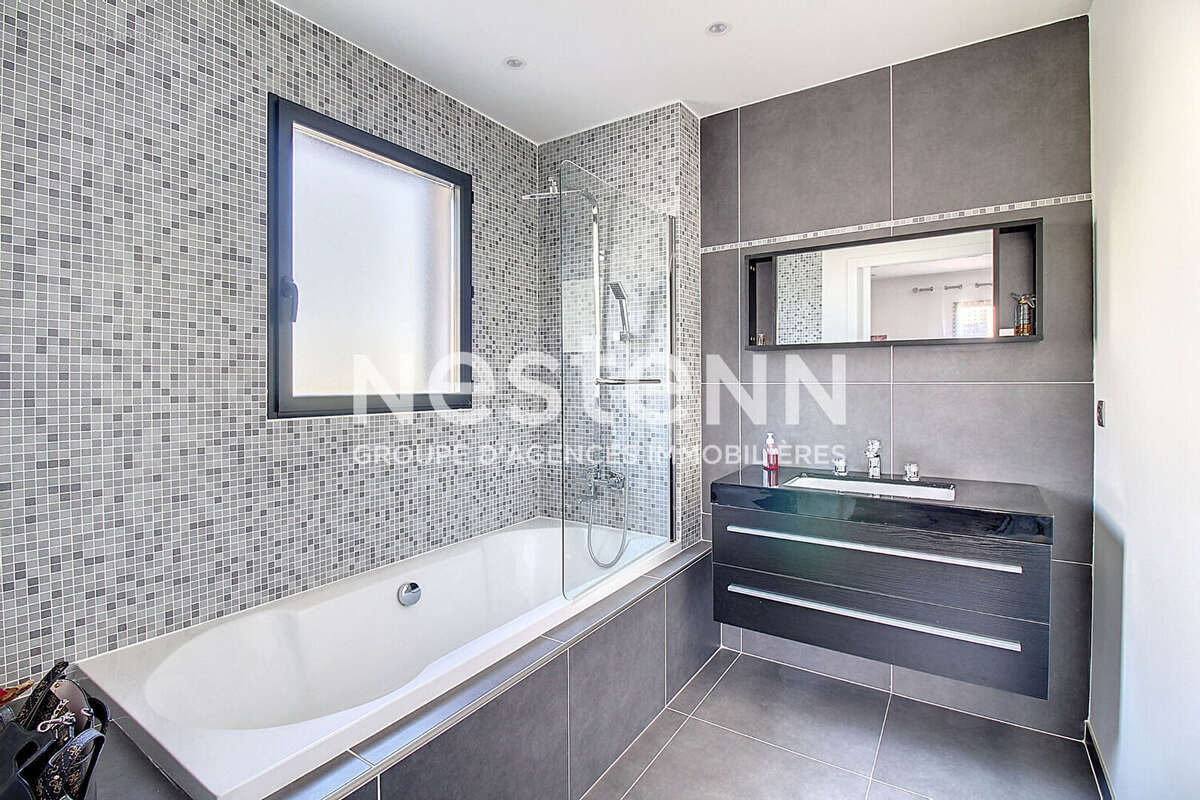 Maison à TRANS-EN-PROVENCE