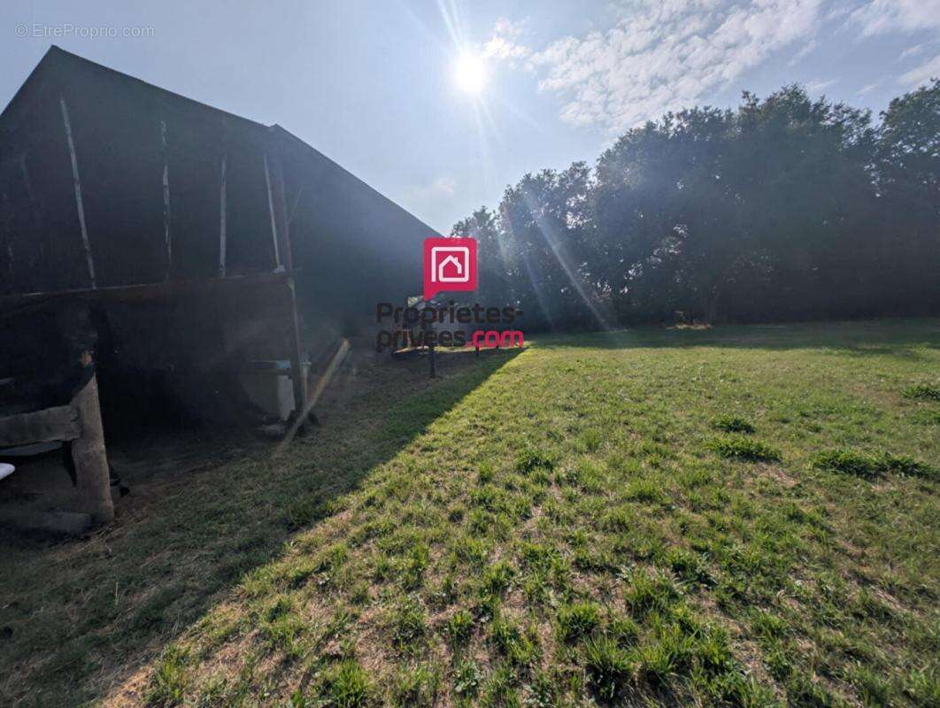 Terrain à MARTIGNE-SUR-MAYENNE