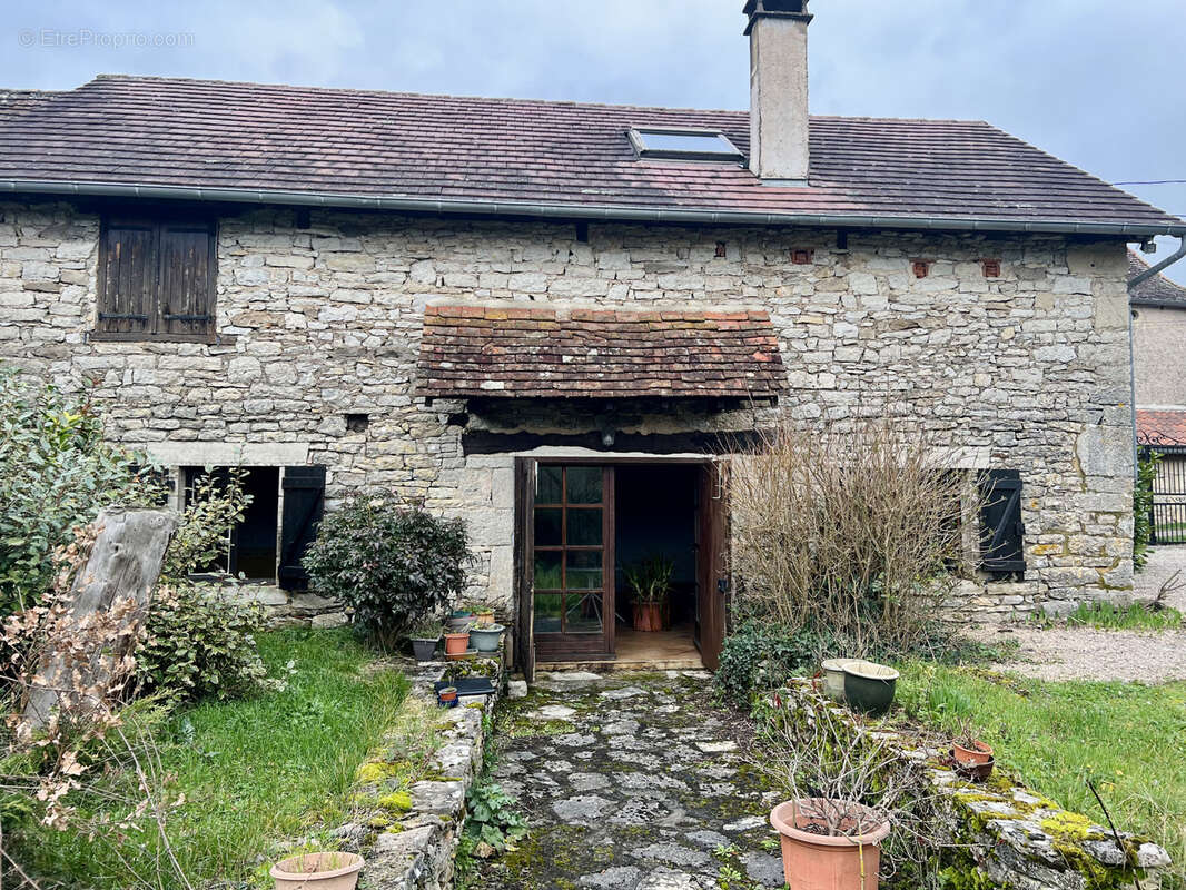 Maison à SAINT-PIERRE-TOIRAC