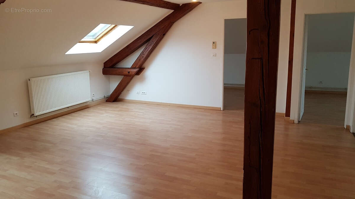 Maison à SENONES