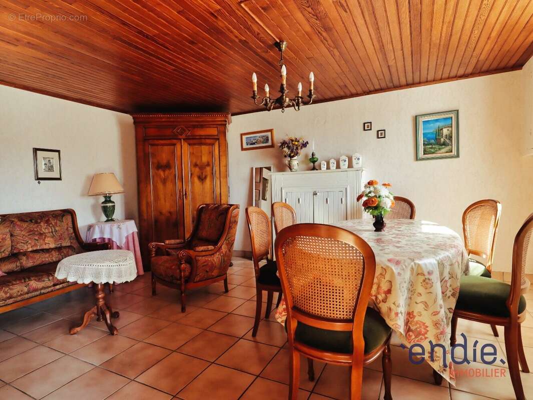 Maison à BUBRY
