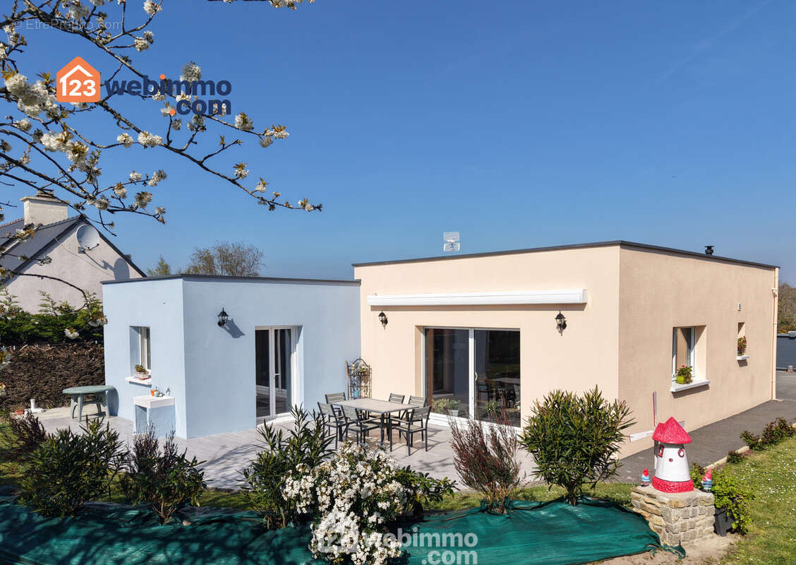 Maison 110 m² à Tredrez-Locquemeau  - photo 11