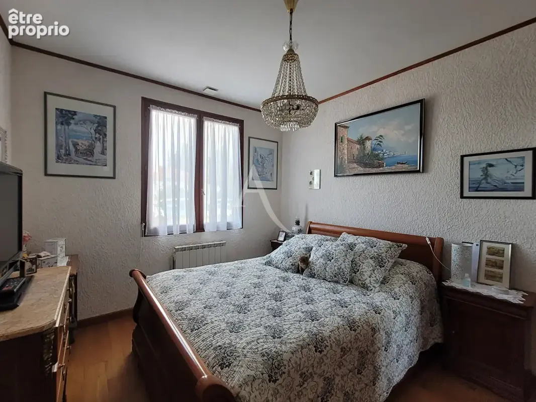 Maison de plain-pied avec piscine à La Jarrie - photo 6