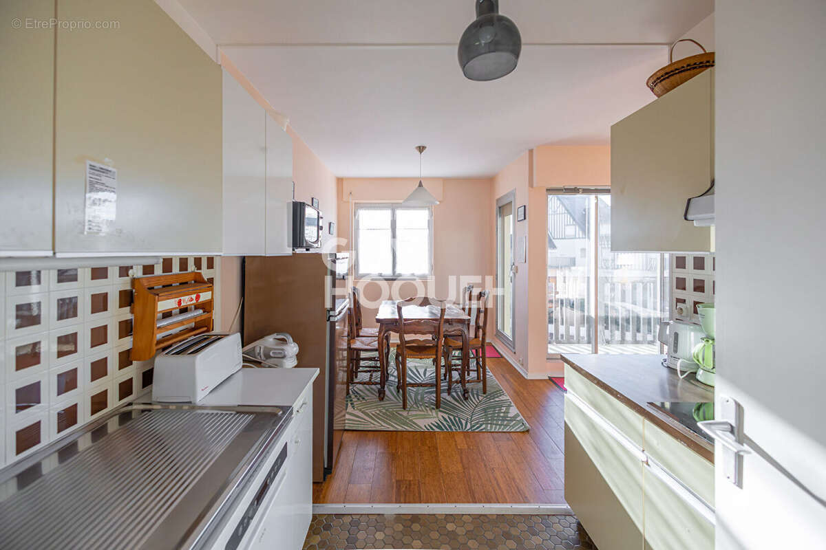 Appartement à TOURGEVILLE