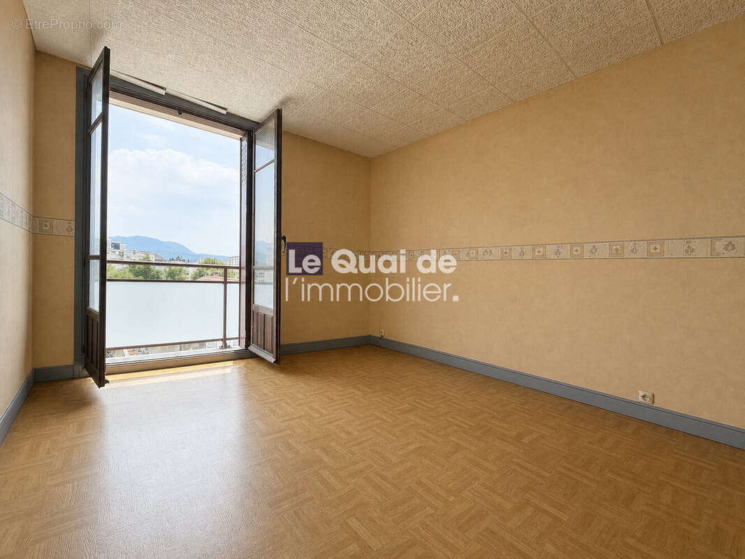 Appartement 55 m² à Grenoble  - photo 4