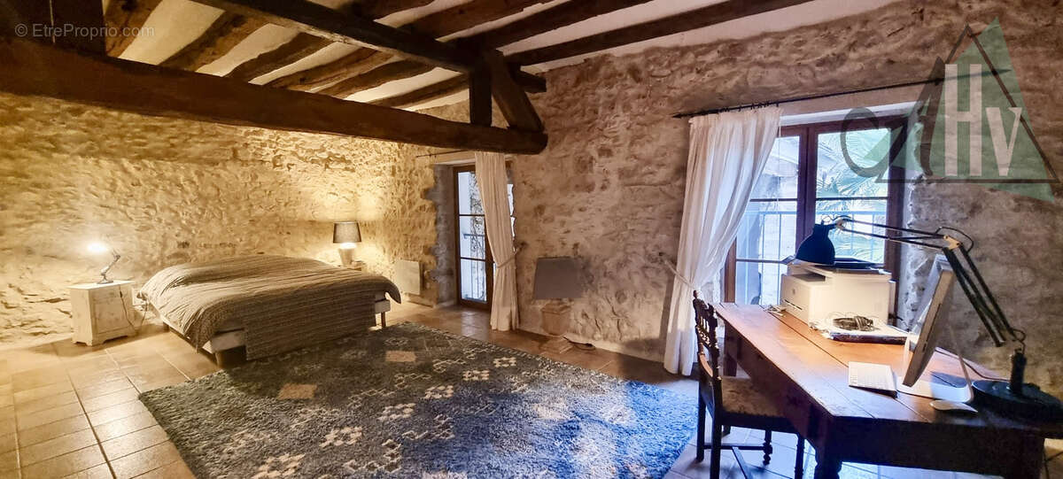 Maison à CHALAUTRE-LA-GRANDE