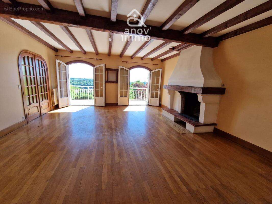 Maison familiale 4 chambres (+ bureau) avec Jardin - SOYAUX - photo 3
