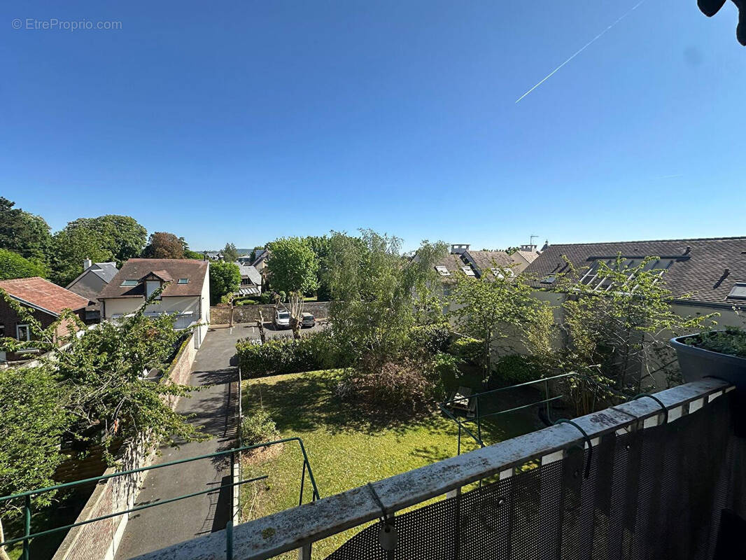 Appartement à MAISONS-LAFFITTE