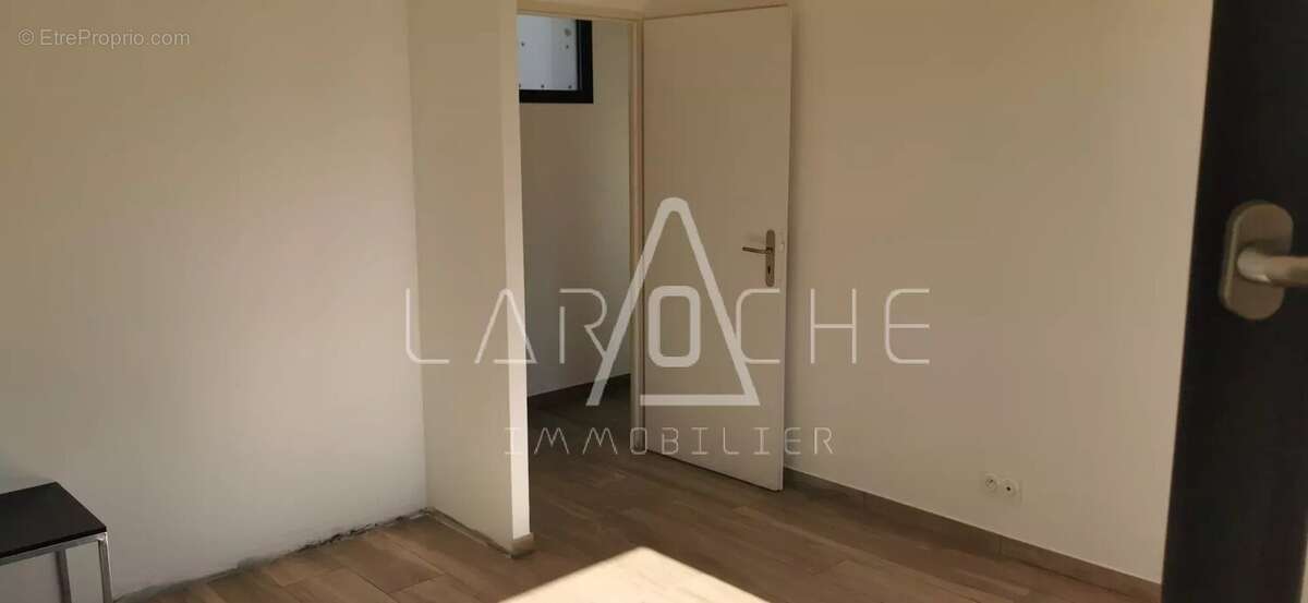 Maison à SAINT-GENIS-DES-FONTAINES