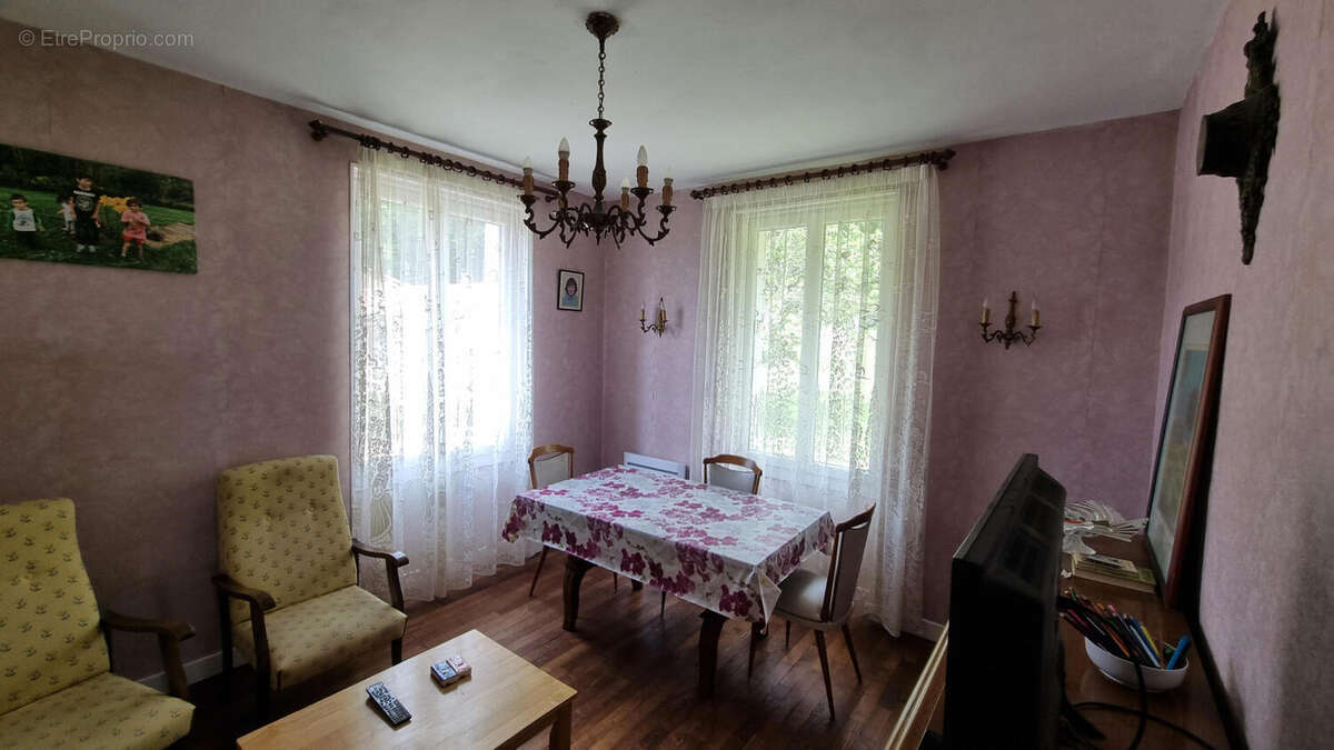 20250506_142751 - Maison à SAINT-PARDOUX-LA-RIVIERE