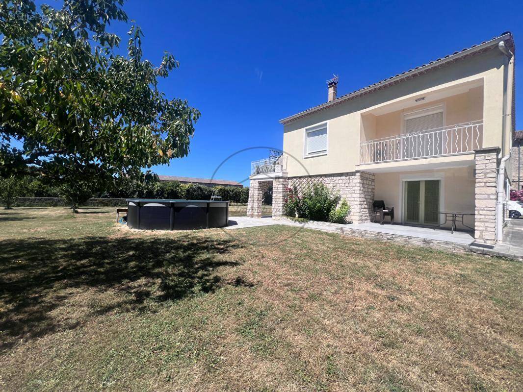 Maison à BARJAC