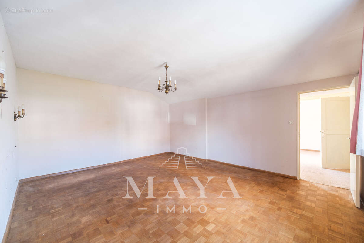 DURMENACH, Maison de 130m2 avec une grange attenante - photo 11