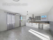 Appartement à L'ISLE-SUR-LA-SORGUE