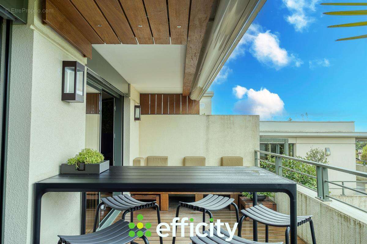 Appartement à DARDILLY