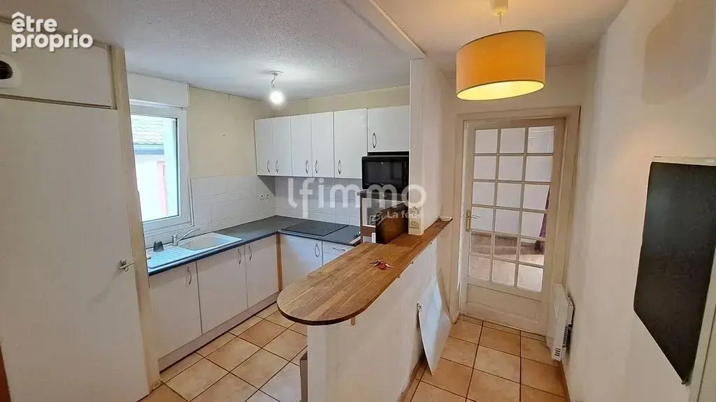 T2 avec balcon et parking à Bischheim – beau potentiel à personn - photo 3