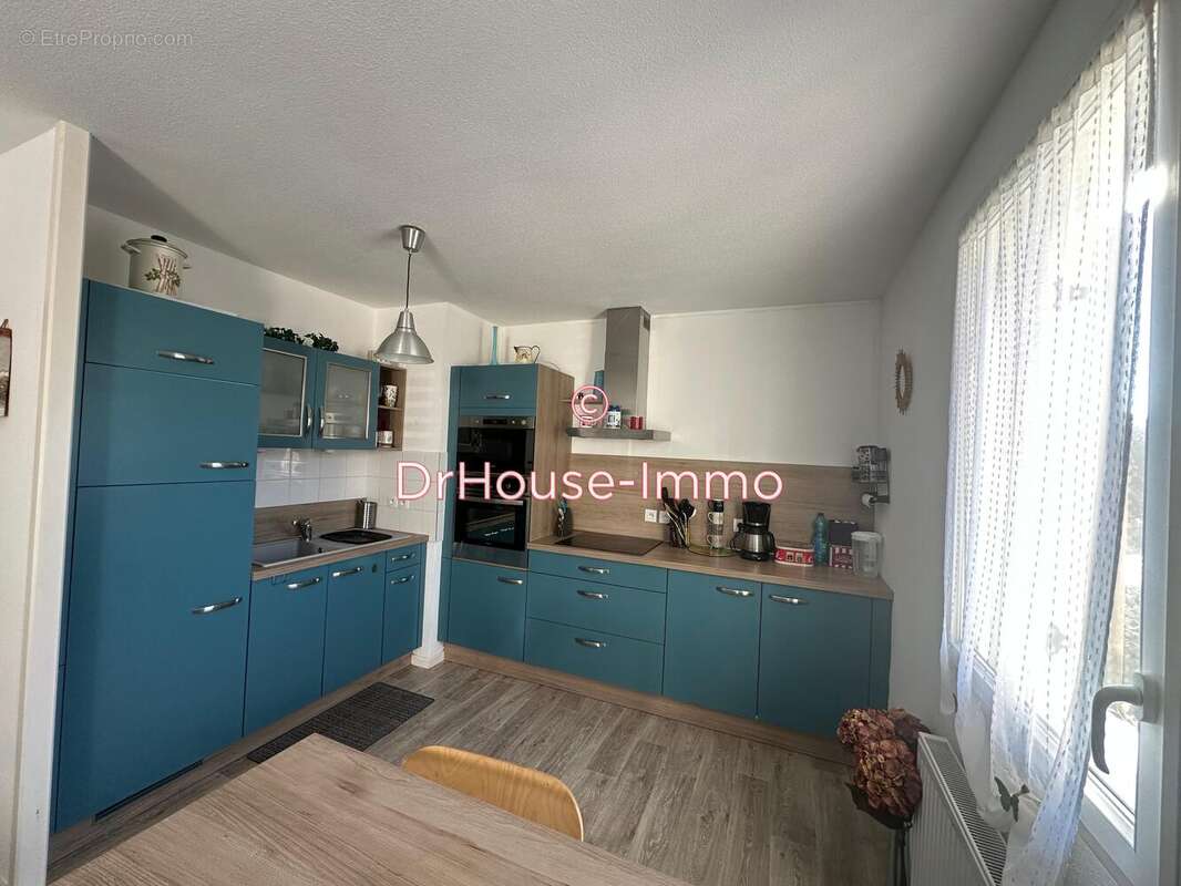 Appartement à PAREMPUYRE