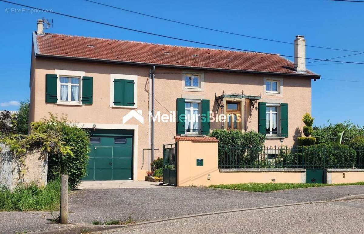 Maison à CHAMPENOUX