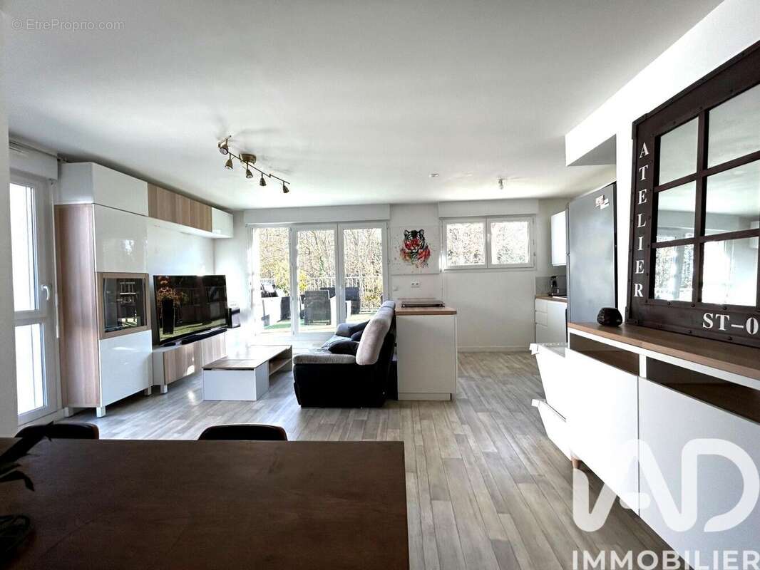 Photo 3 - Appartement à POISSY