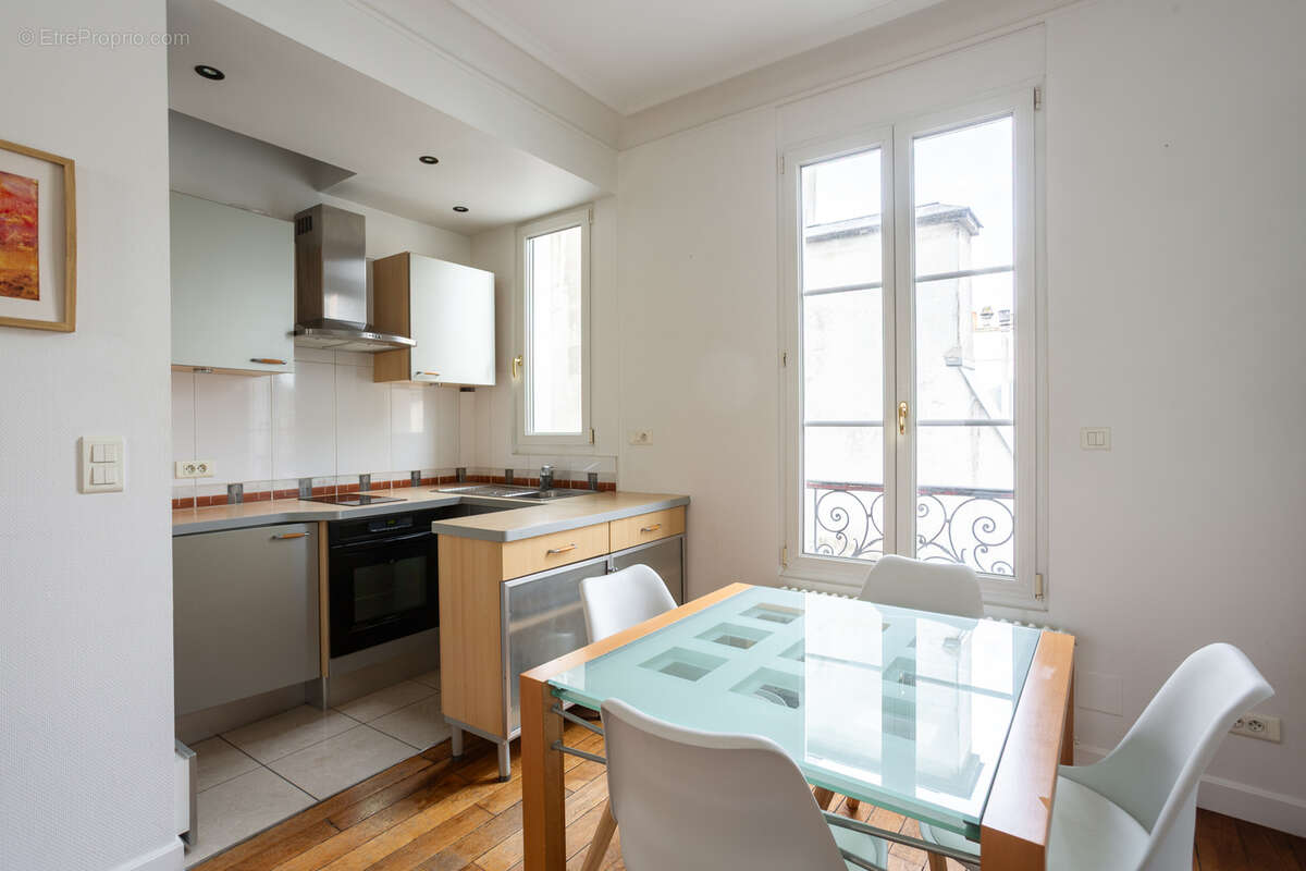 Appartement à PARIS-6E