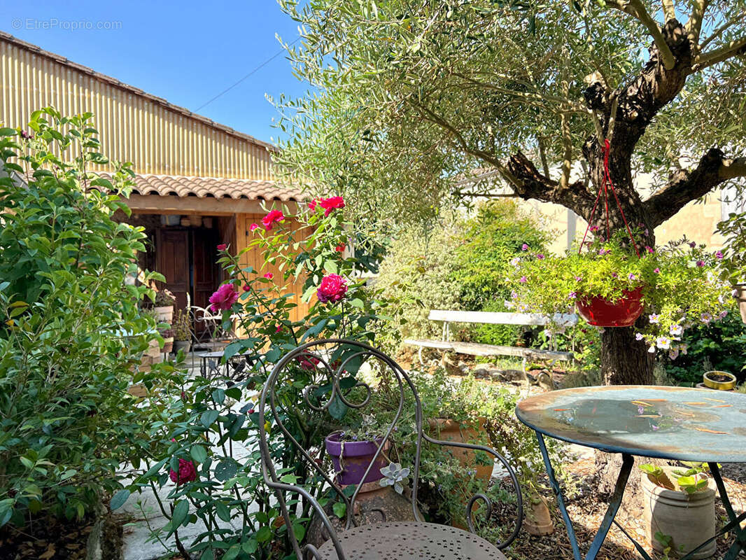 Maison de village avec appartement indépendant - photo 3
