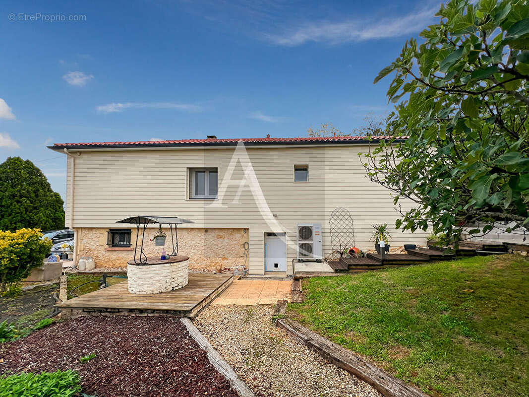 Maison à MONSEMPRON-LIBOS