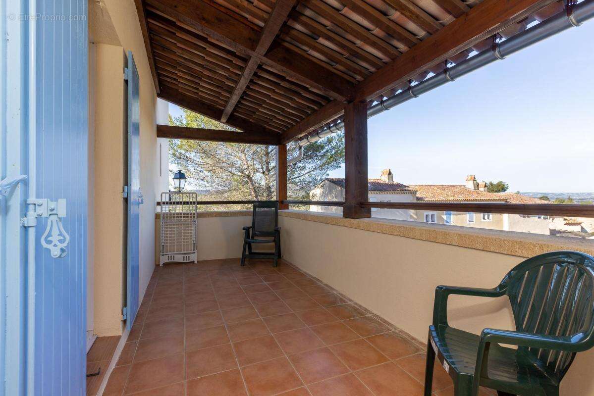 Vente appartement T3 - Résidence de tourisme Pierre et Vacances  à Mallemort - photo 7