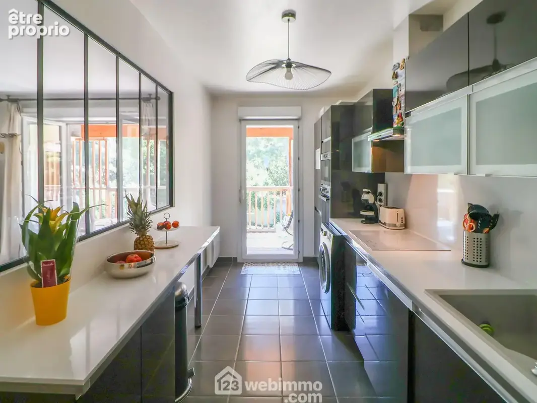 Appartement 70 m² à Marseille-9e  - photo 224