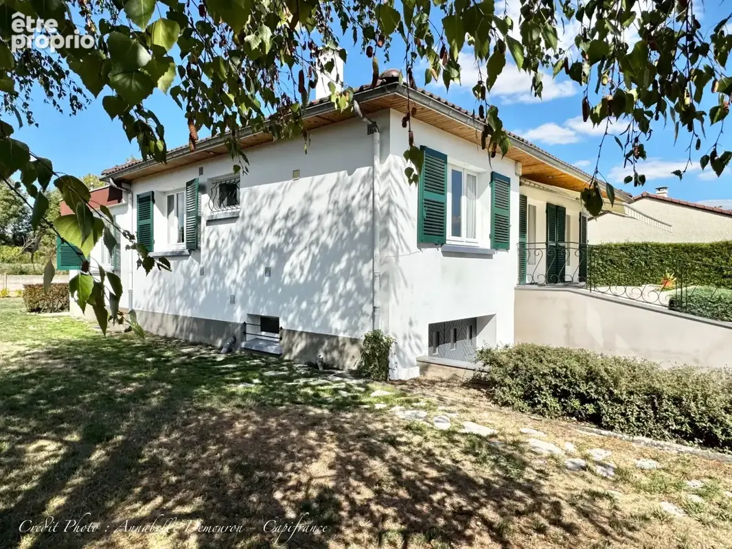 MOZAC – Maison de plain-pied 3 chambres/bureau – PISCINE – TERRAIN divisible de 2324 M² – Garages - photo 23