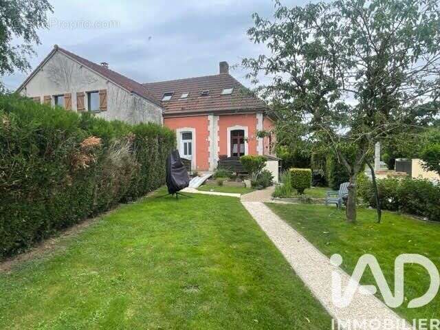 Photo 2 - Maison à MARGNY-AUX-CERISES