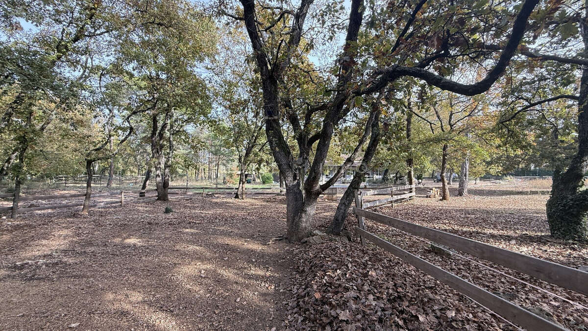 Maison à TOURRETTES