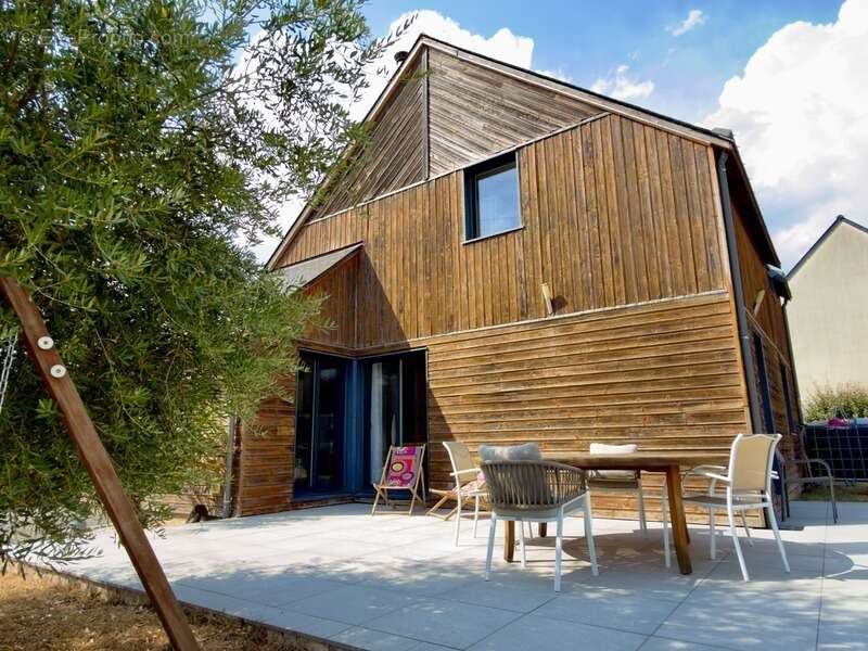 ALLONNES, Maison de 137m² 4 chambres avec vie de plain-pied sur terrain arboré de 1110m² - photo 17