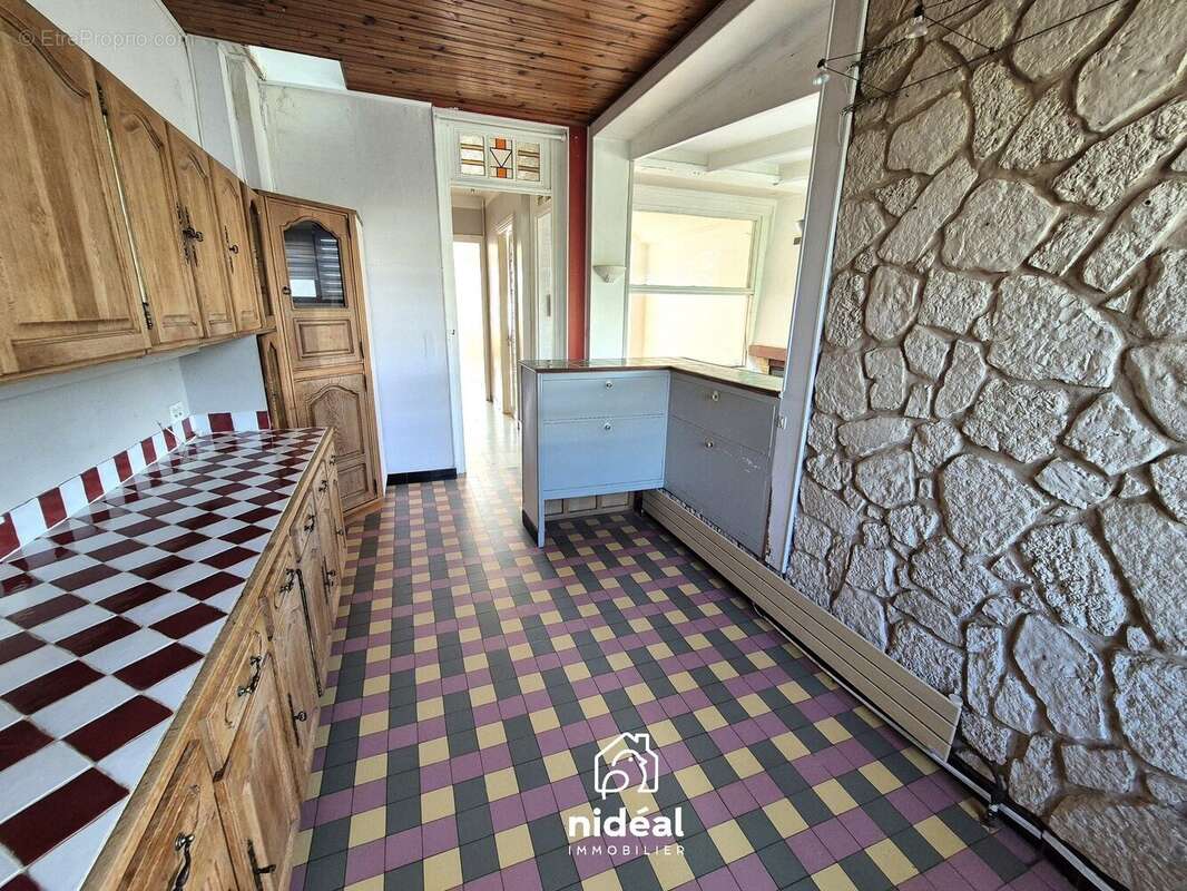 Maison à AULNOYE-AYMERIES