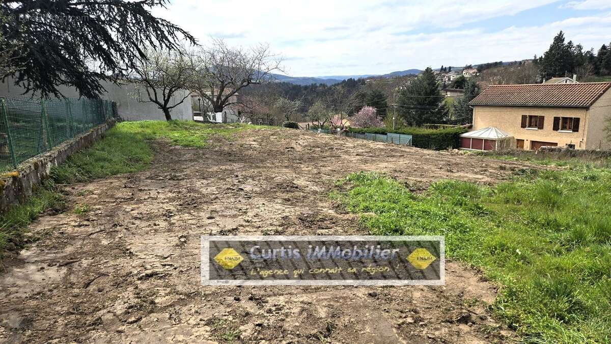 Terrain à MONISTROL-SUR-LOIRE